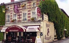 Logis Le Cheval Rouge